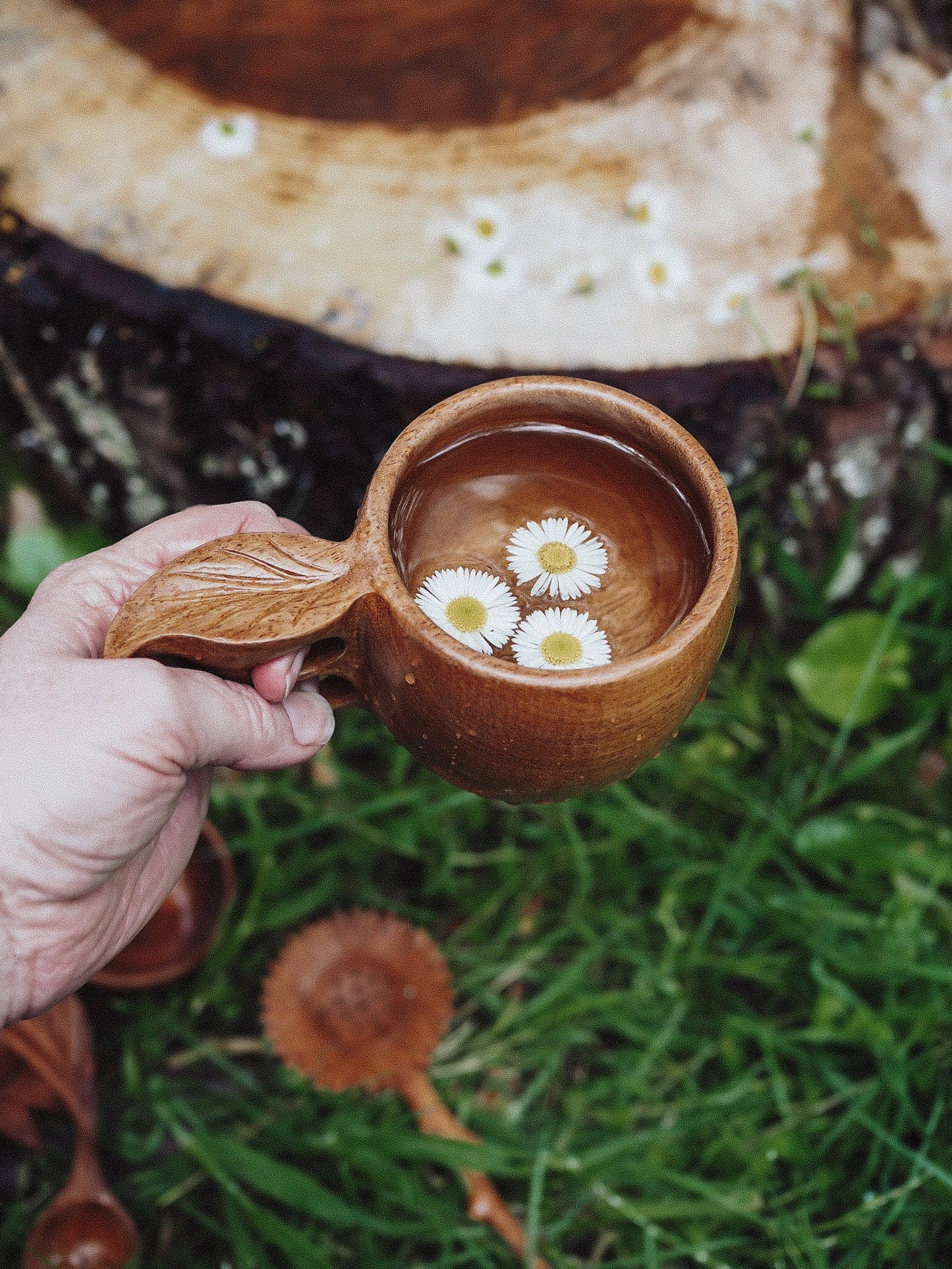 Leaf cup